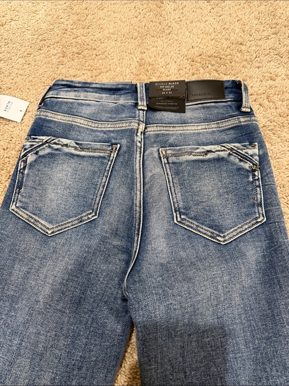 Buckle black High-Rise Flared Jeans -24 - Picture 6 of 6